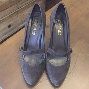 EUC Anne Klein Suede Mary Jane Heels - Sz 7M
